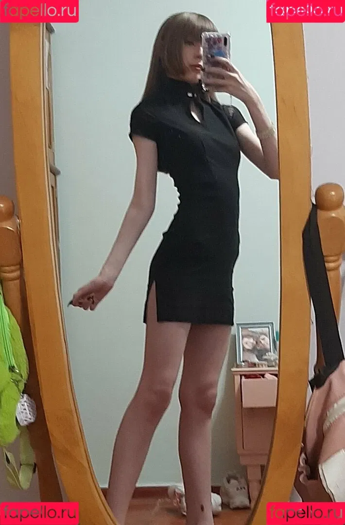 Kiki Glitter Cosplay Onlyfans Photo Gallery 