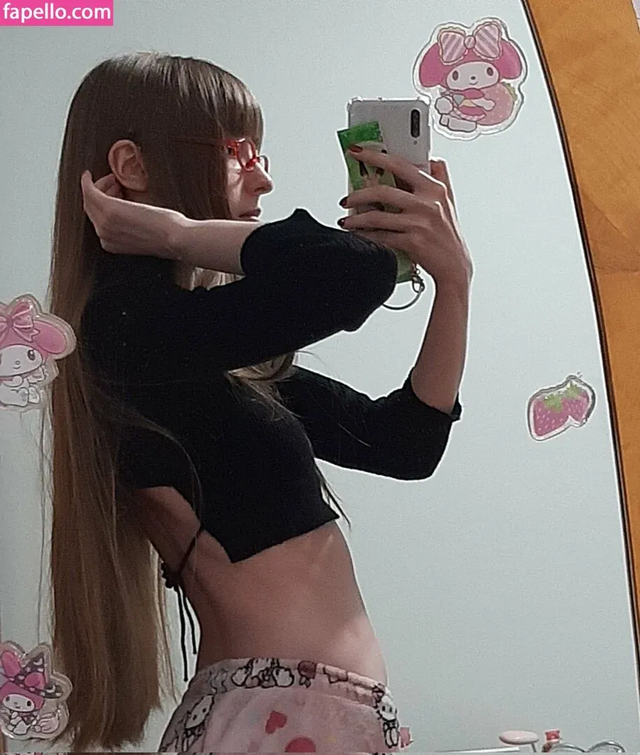 Kiki Glitter Cosplay Onlyfans Photo Gallery 