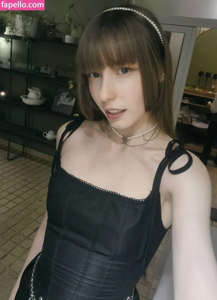 Kiki Glitter Cosplay Onlyfans Photo Gallery 