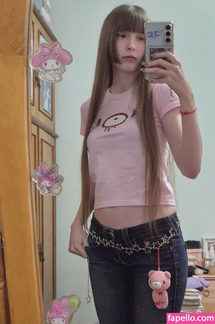 Kiki Glitter Cosplay Onlyfans Photo Gallery 