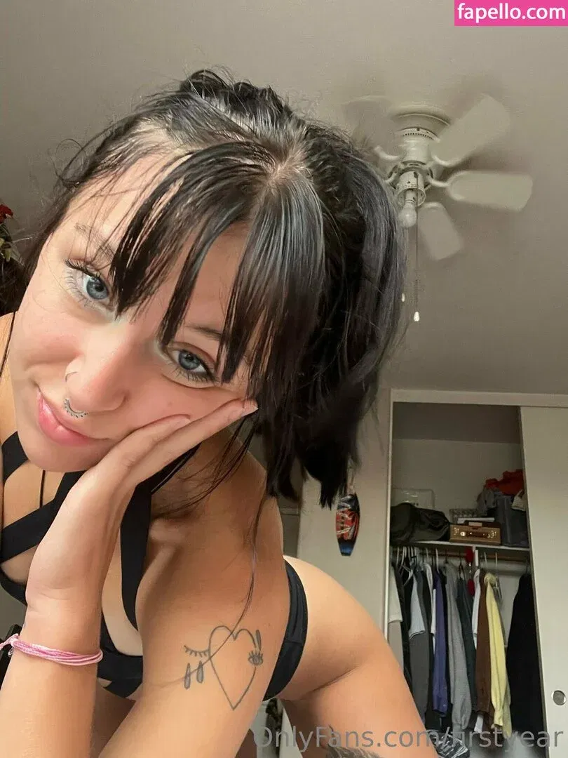 firstyear Onlyfans Photo Gallery 