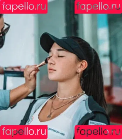 Eva Lys Onlyfans Photo Gallery 