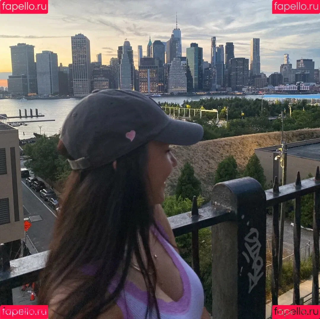 Eva Lys Onlyfans Photo Gallery 