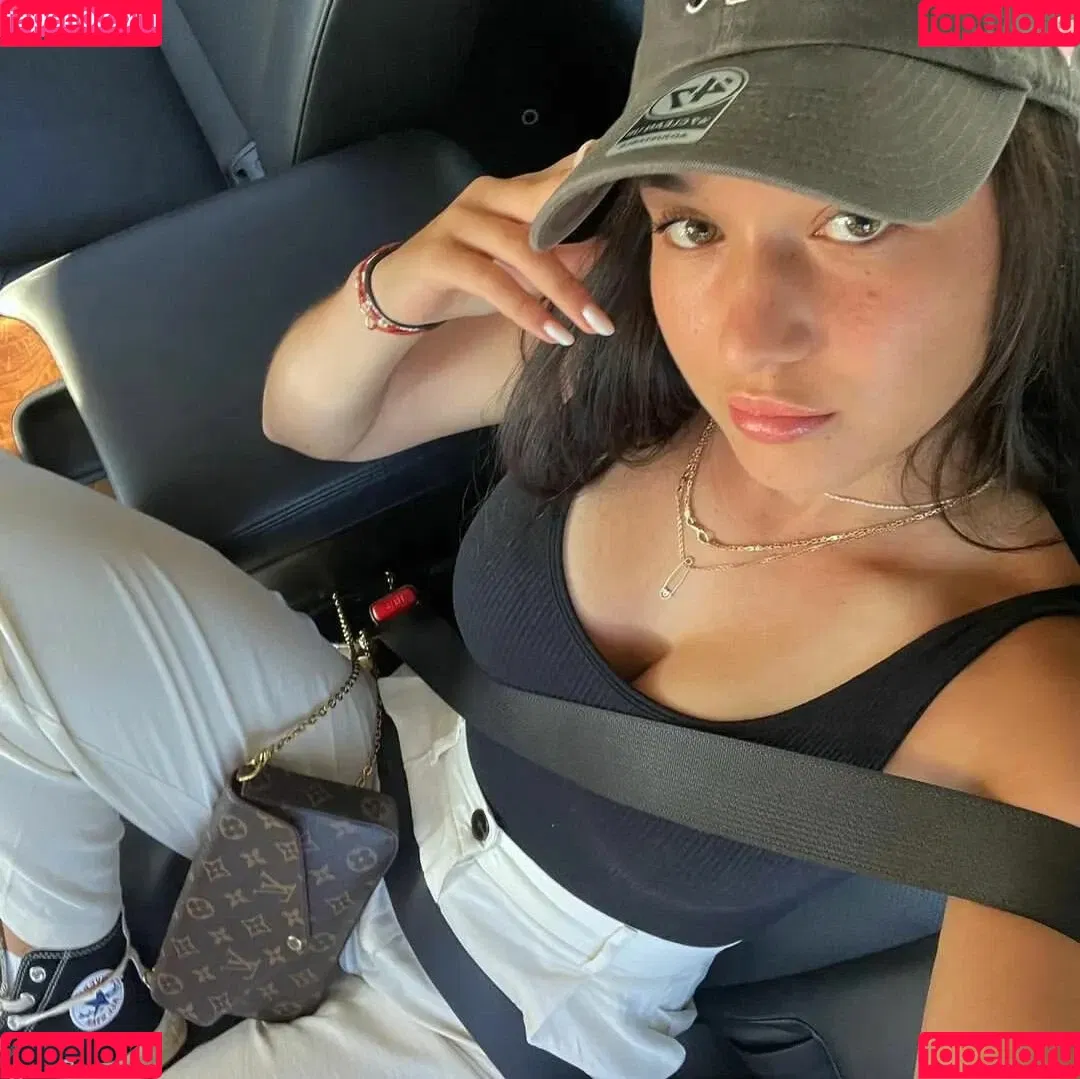 Eva Lys Onlyfans Photo Gallery 