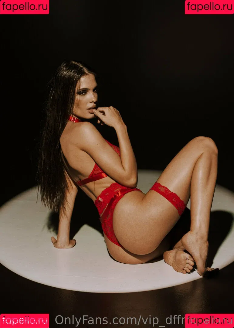 dffrnt_anna Onlyfans Photo Gallery 