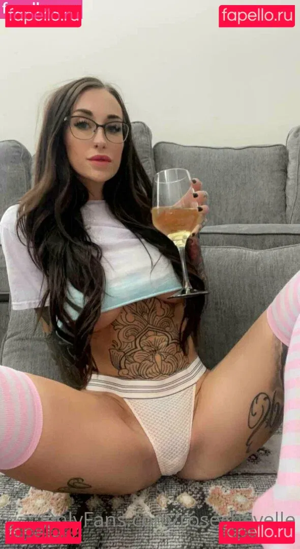 rosechevelle Onlyfans Photo Gallery 