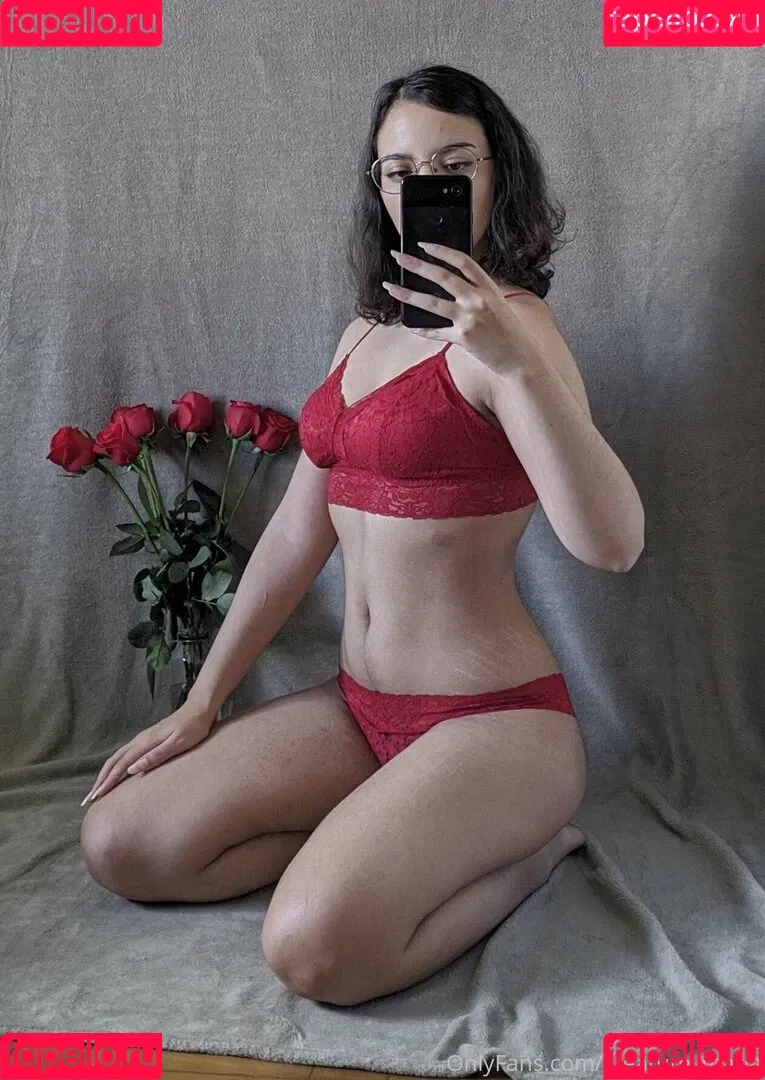 Creature Maria Onlyfans Photo Gallery 