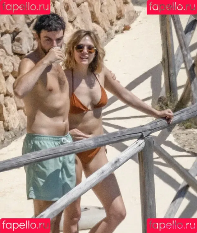 Elizabeth Olsen Onlyfans Photo Gallery 
