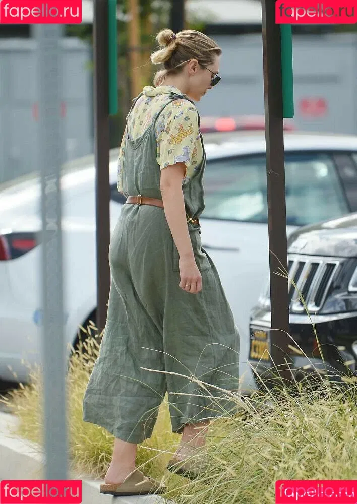 Elizabeth Olsen Onlyfans Photo Gallery 