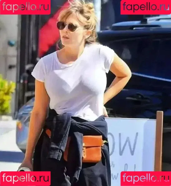 Elizabeth Olsen Onlyfans Photo Gallery 