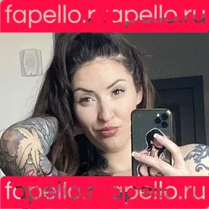 OftenElle Onlyfans Photo Gallery 
