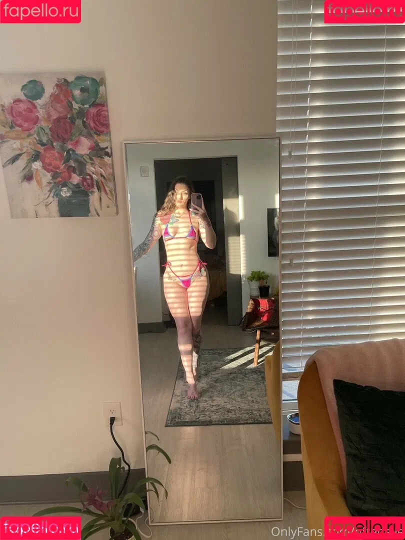 OftenElle Onlyfans Photo Gallery 