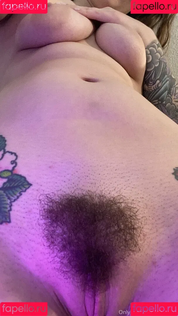 OftenElle Onlyfans Photo Gallery 