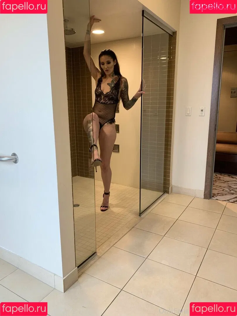 OftenElle Onlyfans Photo Gallery 
