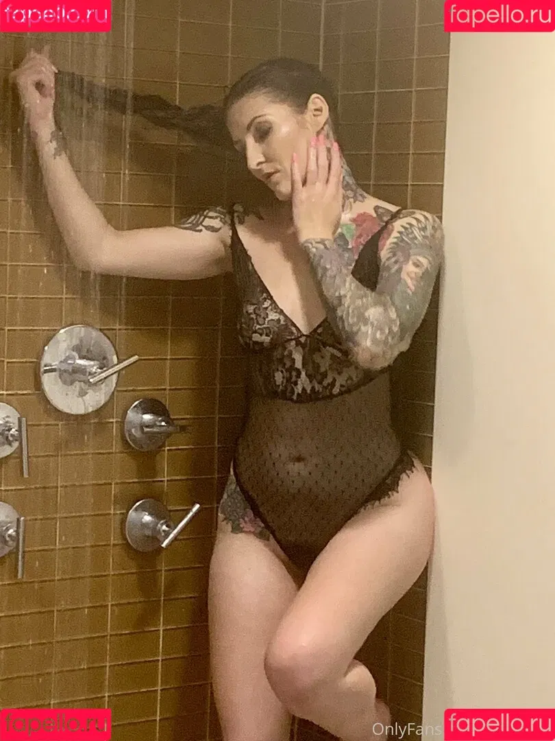 OftenElle Onlyfans Photo Gallery 