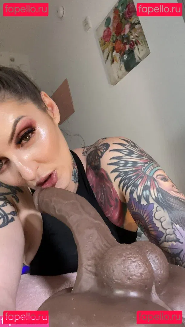 OftenElle Onlyfans Photo Gallery 