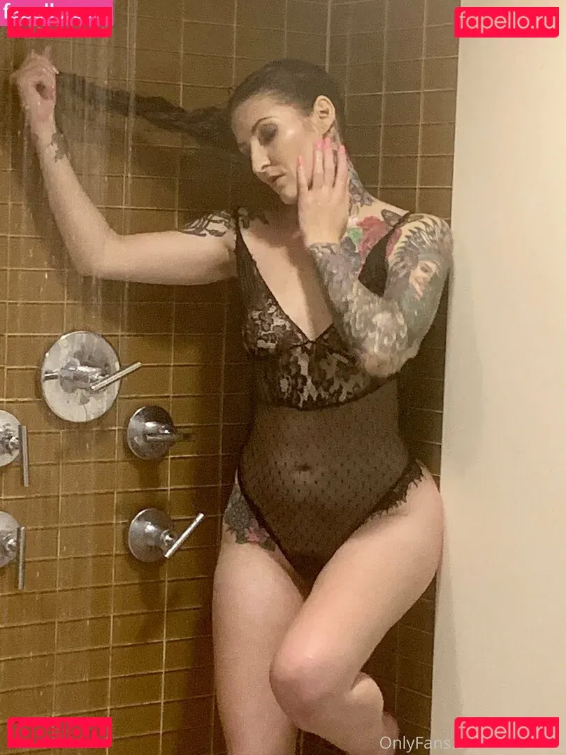 OftenElle Onlyfans Photo Gallery 