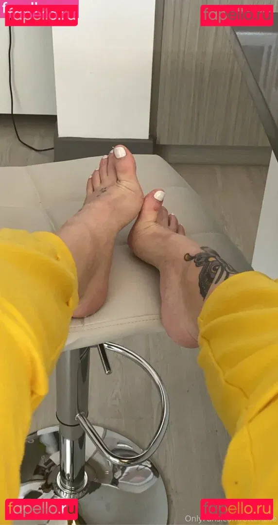 OftenElle Onlyfans Photo Gallery 