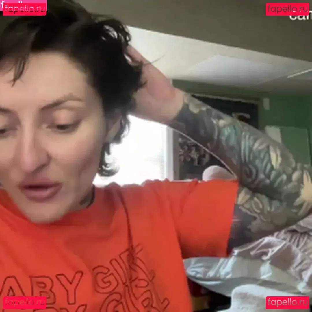 OftenElle Onlyfans Photo Gallery 