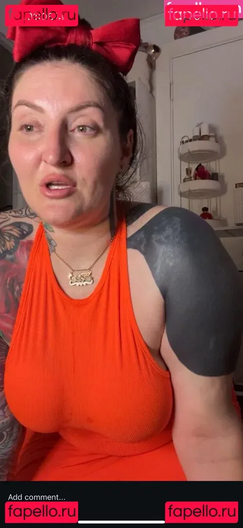 OftenElle Onlyfans Photo Gallery 