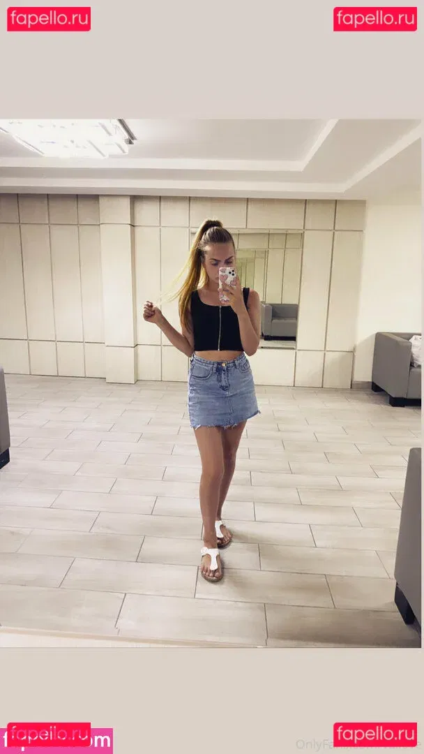 vv_levia Onlyfans Photo Gallery 