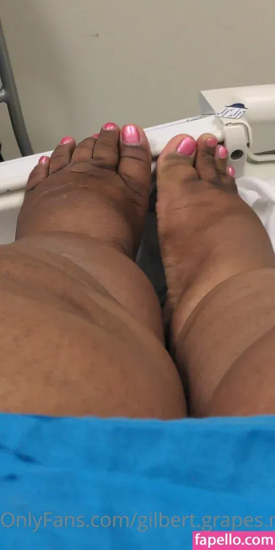 gilbert.grapes.mama Onlyfans Photo Gallery 