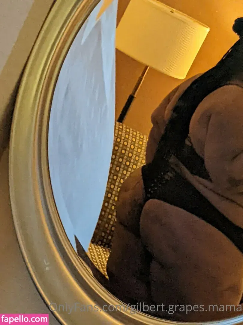 gilbert.grapes.mama Onlyfans Photo Gallery 