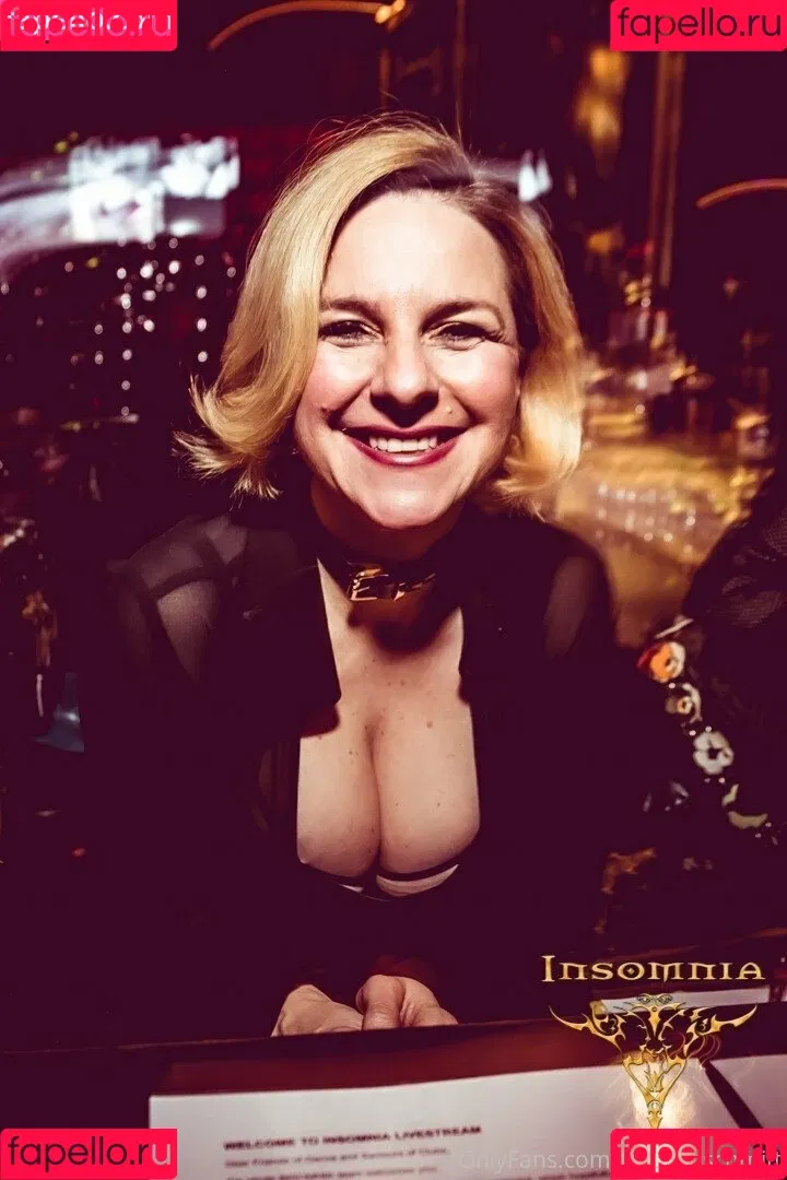 frauleinschmittfree Onlyfans Photo Gallery 