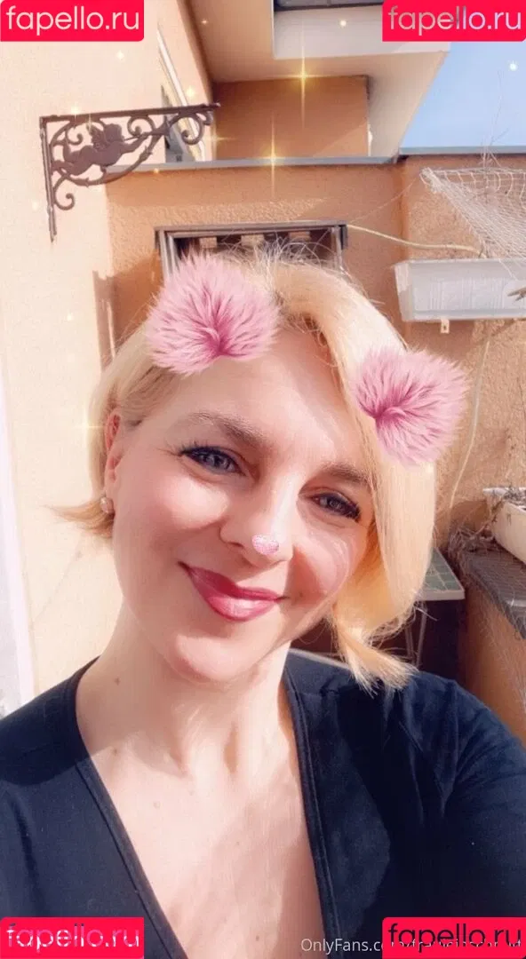 frauleinschmittfree Onlyfans Photo Gallery 