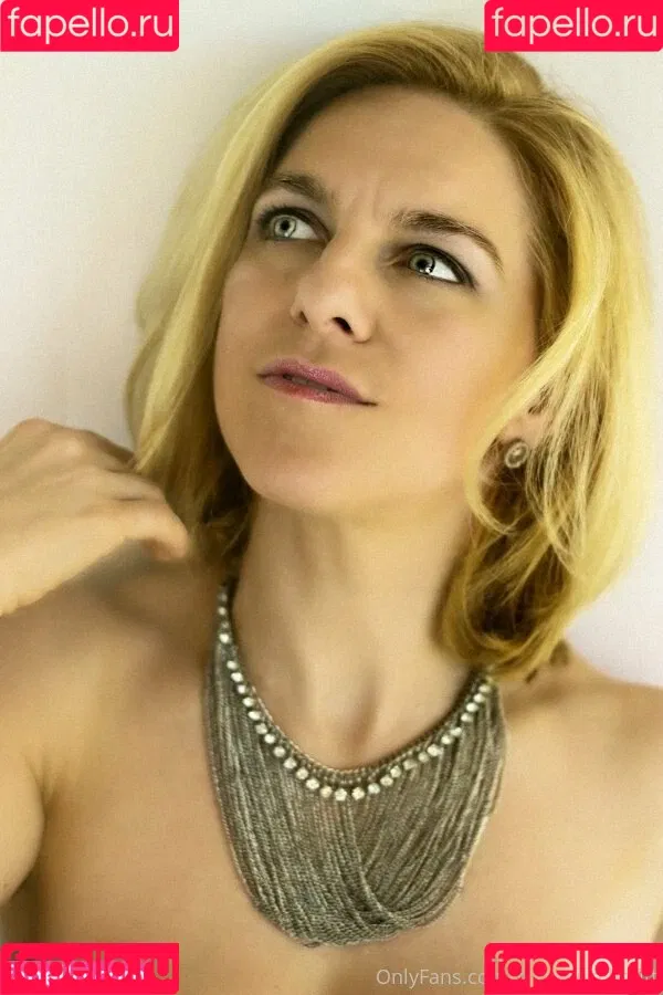 frauleinschmittfree Onlyfans Photo Gallery 