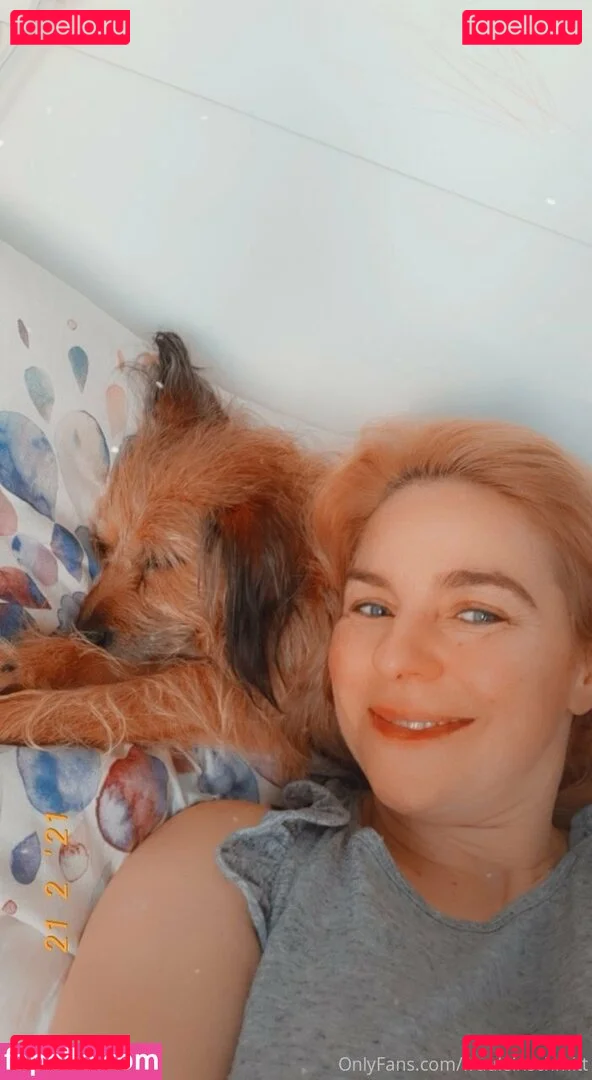 frauleinschmittfree Onlyfans Photo Gallery 