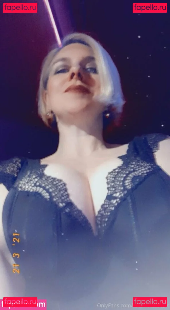 frauleinschmittfree Onlyfans Photo Gallery 