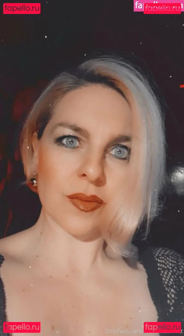 frauleinschmittfree Onlyfans Photo Gallery 