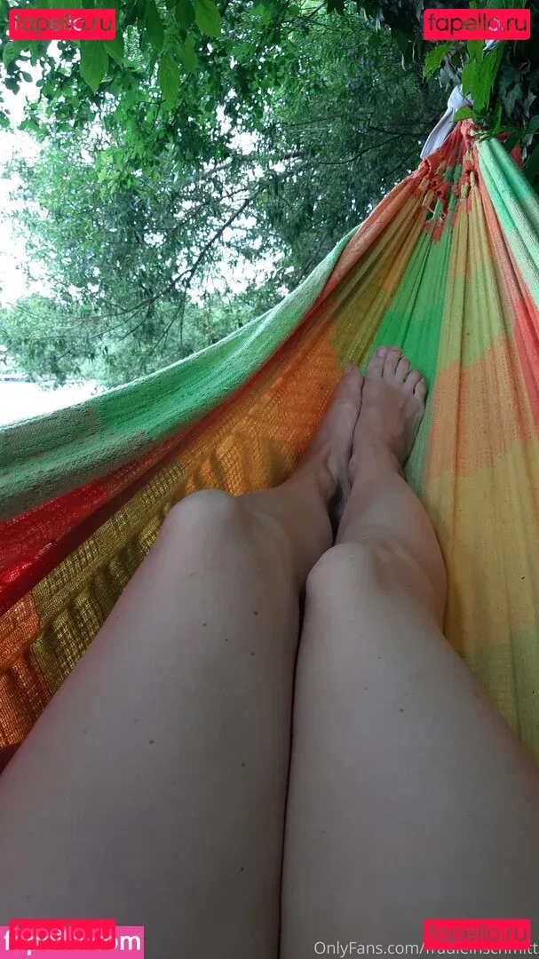 frauleinschmittfree Onlyfans Photo Gallery 