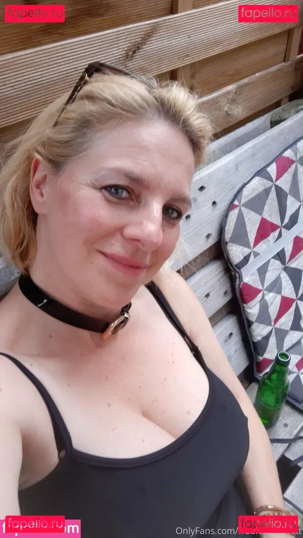 frauleinschmittfree Onlyfans Photo Gallery 