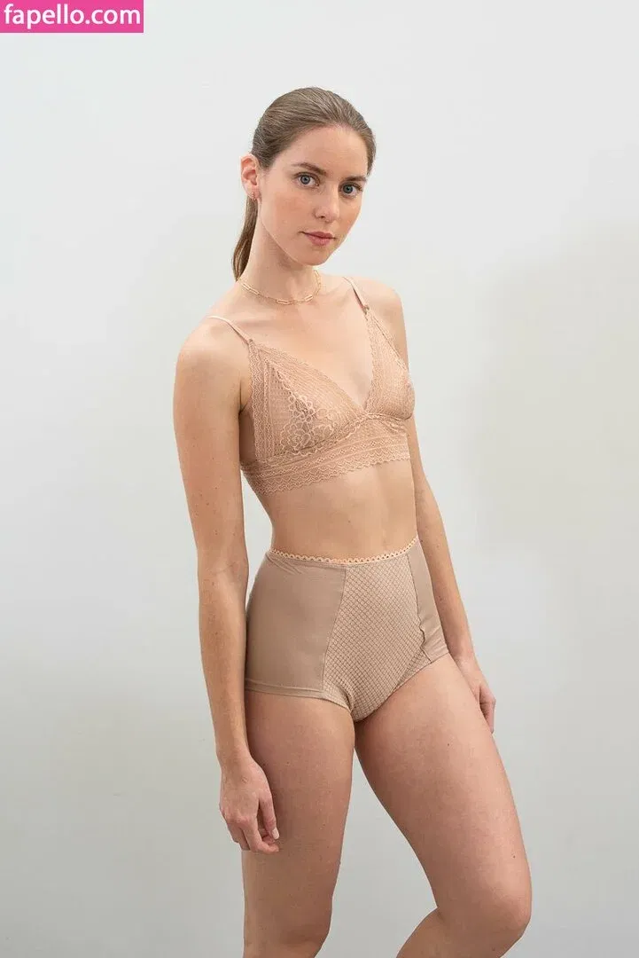 Bar Weil Onlyfans Photo Gallery 