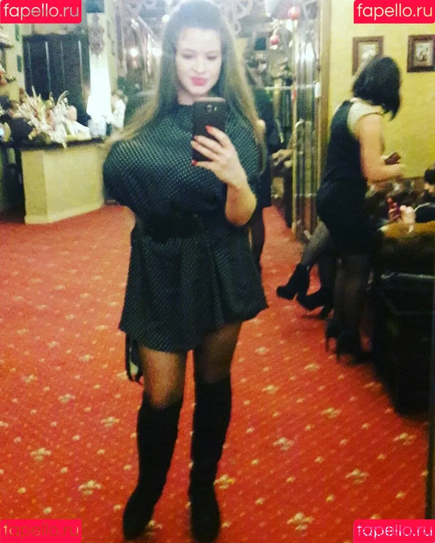 Nadin Shcherban Onlyfans Photo Gallery 
