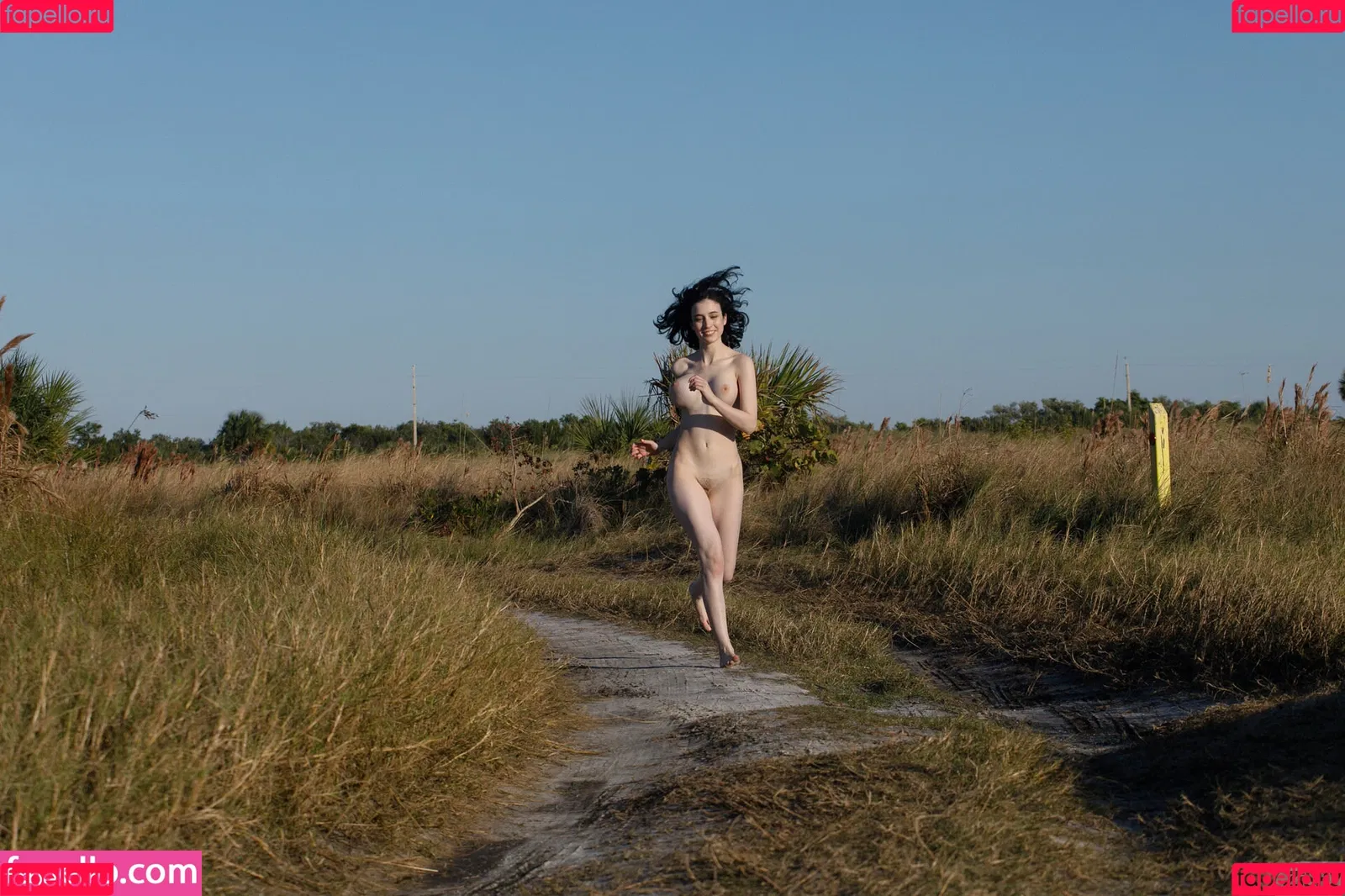 Giulia Wylde Onlyfans Photo Gallery 