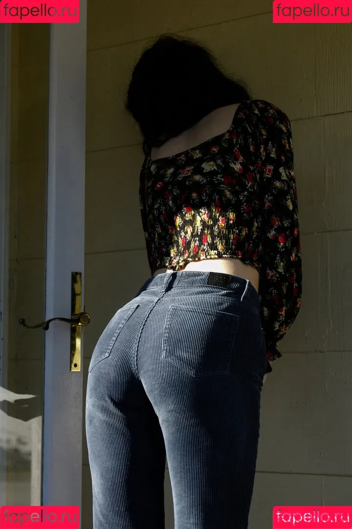 Giulia Wylde Onlyfans Photo Gallery 