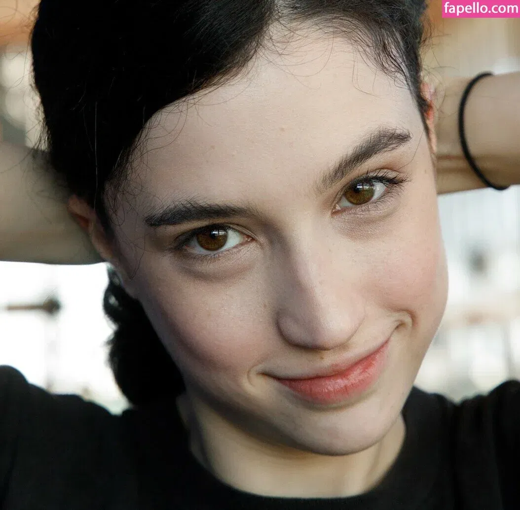 Giulia Wylde Onlyfans Photo Gallery 