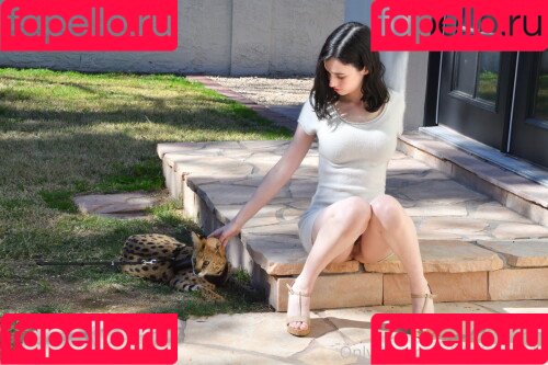 Giulia Wylde Onlyfans Photo Gallery 