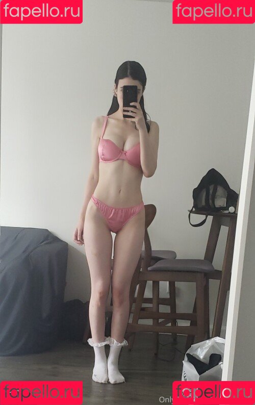 Giulia Wylde Onlyfans Photo Gallery 