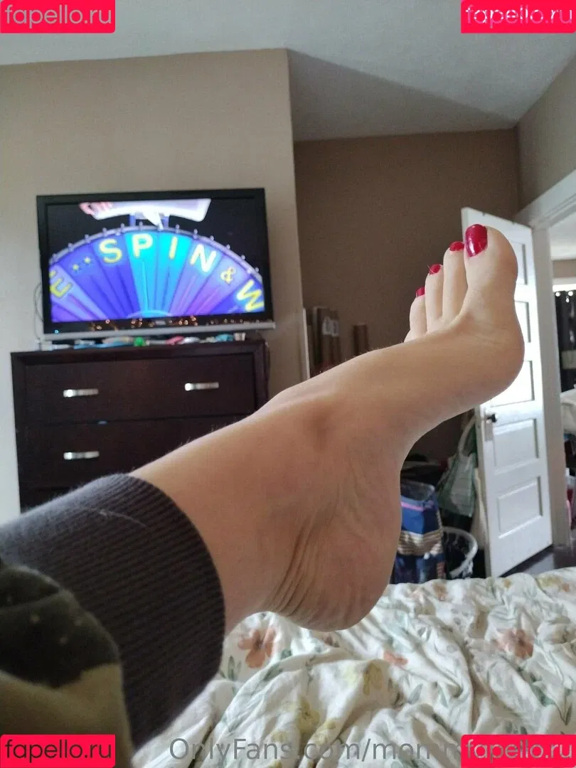 mommyfeetx2 Onlyfans Photo Gallery 