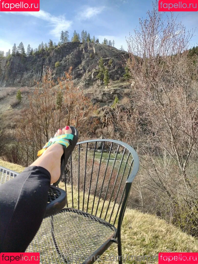 mommyfeetx2 Onlyfans Photo Gallery 
