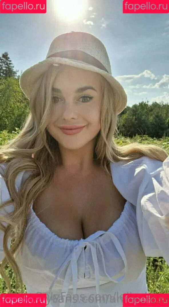 lolly_kiss Onlyfans Photo Gallery 