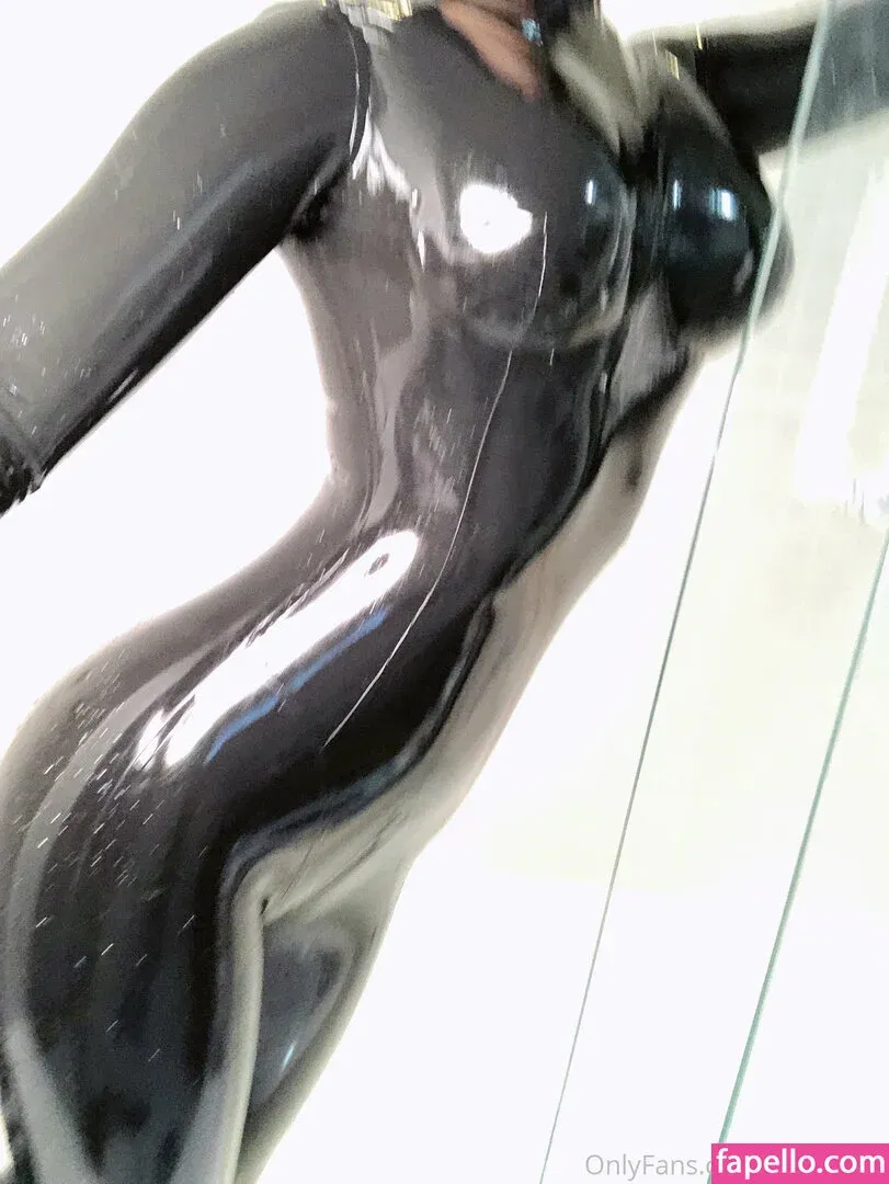 Eri Kitami Onlyfans Photo Gallery 