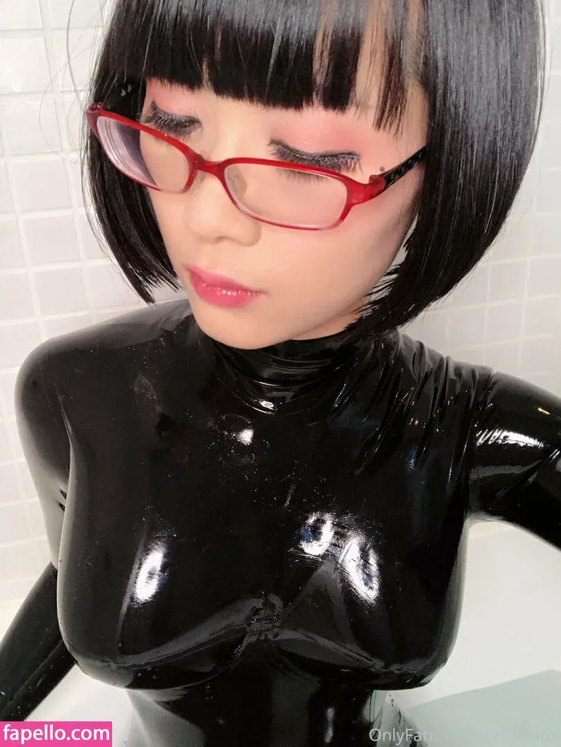 Eri Kitami Onlyfans Photo Gallery 