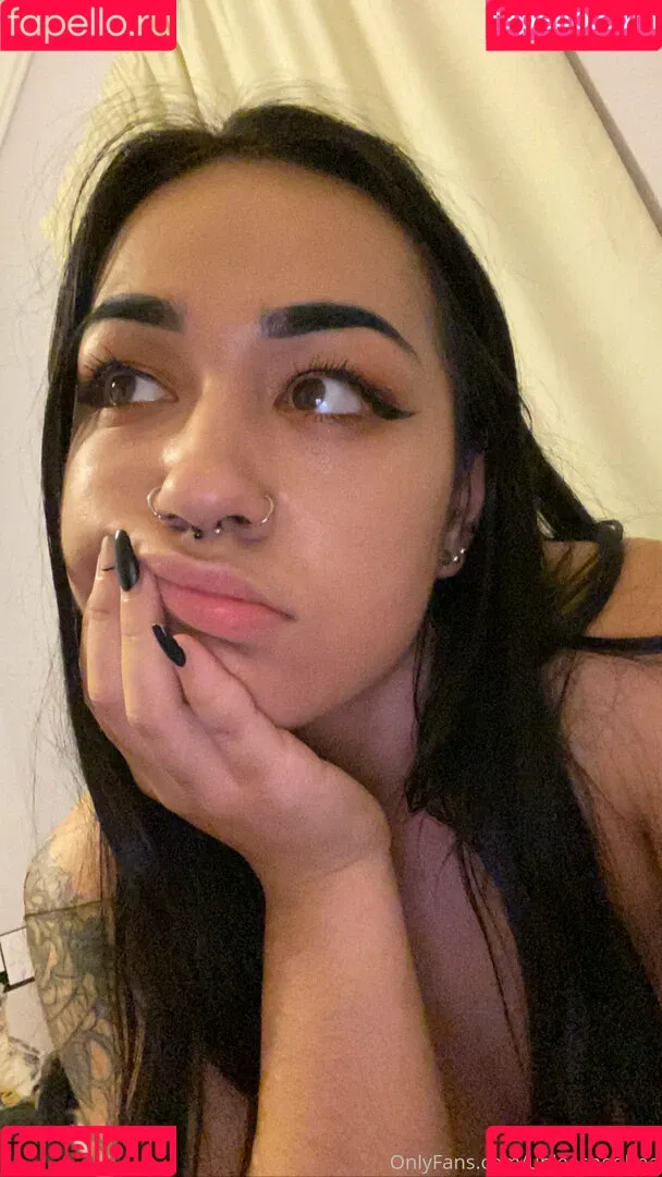 ariquxeen Onlyfans Photo Gallery 