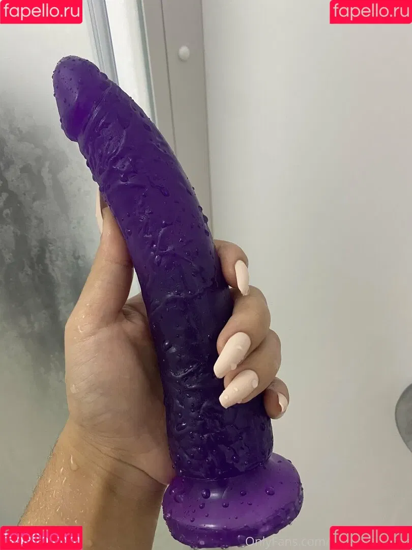 ariquxeen Onlyfans Photo Gallery 