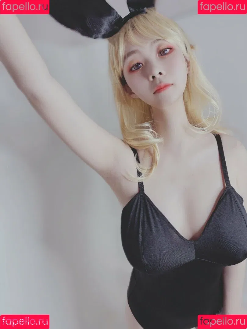 Xiao Tun Shen Onlyfans Photo Gallery 
